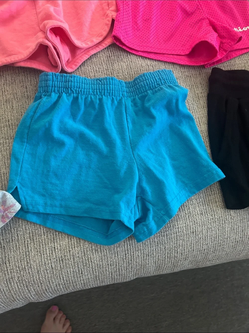 Lot of 7 girls' Knit and Terry Shorts - size 4/5